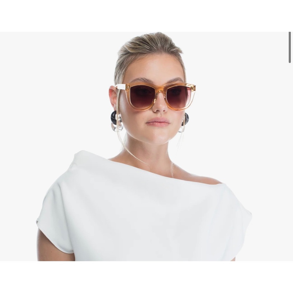 Valley Eyewear Trachea
Tangerine / Brown Gradient Lens